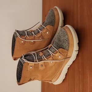 Sorel Women's Explorer II, Joan Felt Boots, Color: Tawny Buff/ Moonstone, Sz 6.5